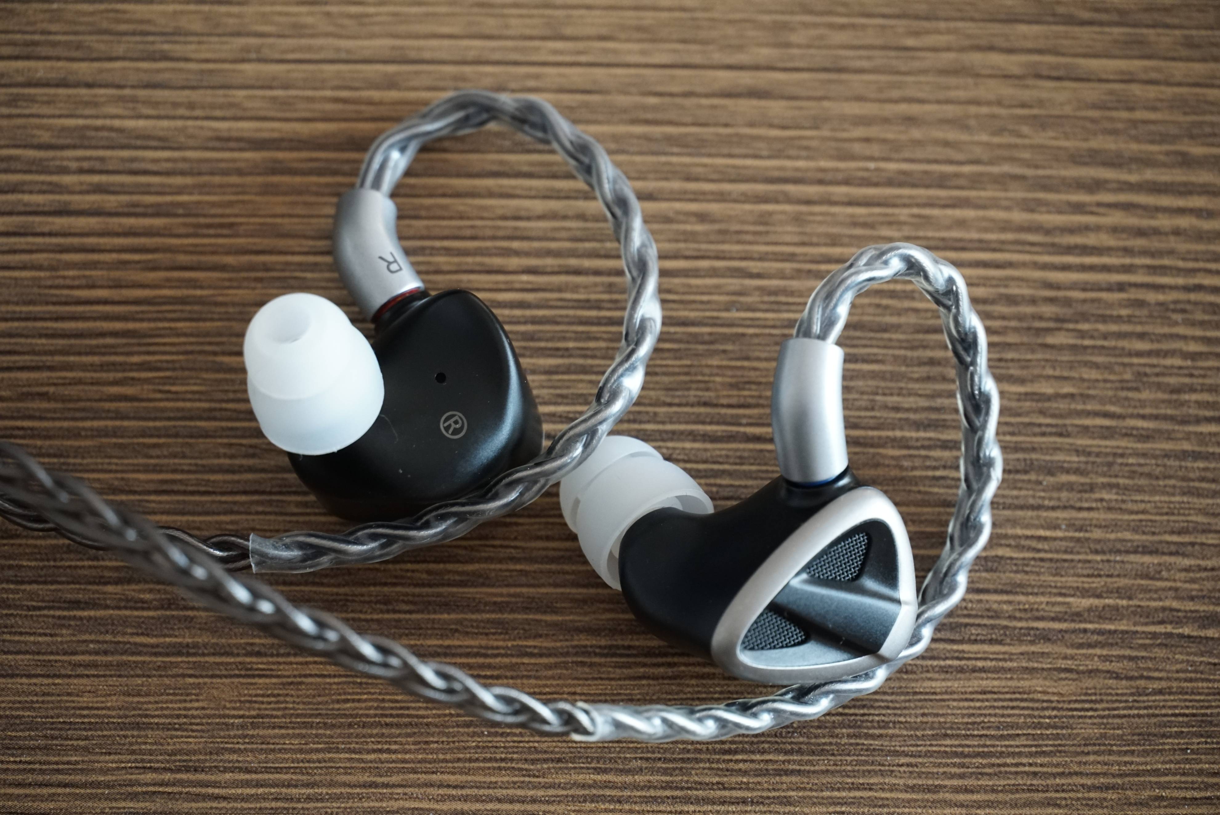 调音版苹果耳机推荐(iphone耳机调节哪个效果好)-第4张图片-有道翻译官网